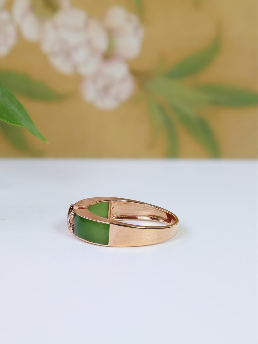 18K Gold Jadeite Ring - 4