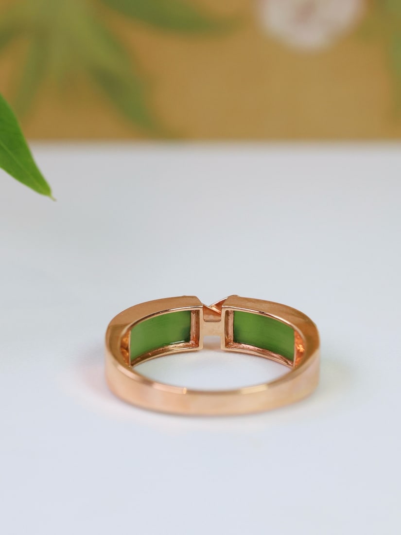 18K Gold Jadeite Ring - 5