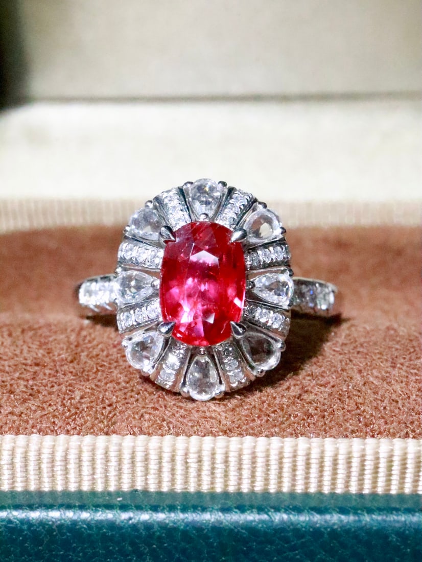 PT950 Platinum Ruby Ring (1 of 6)
