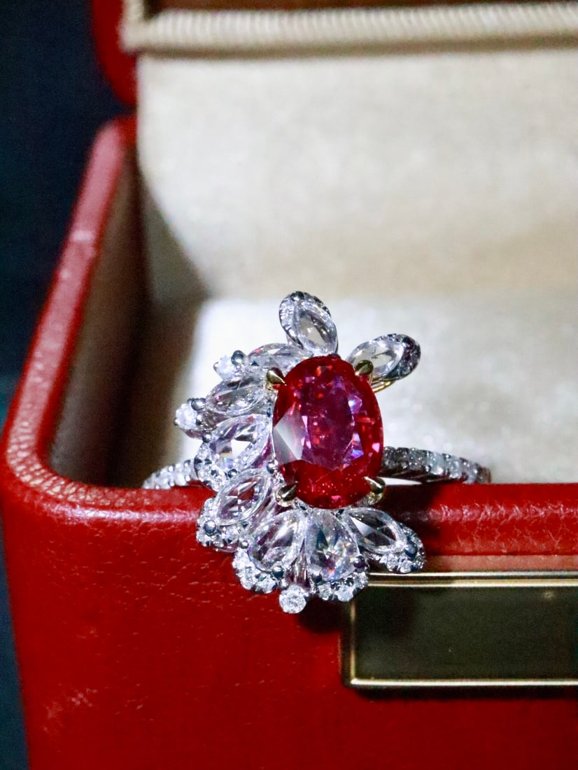 18K Gold Ruby Ring - 4