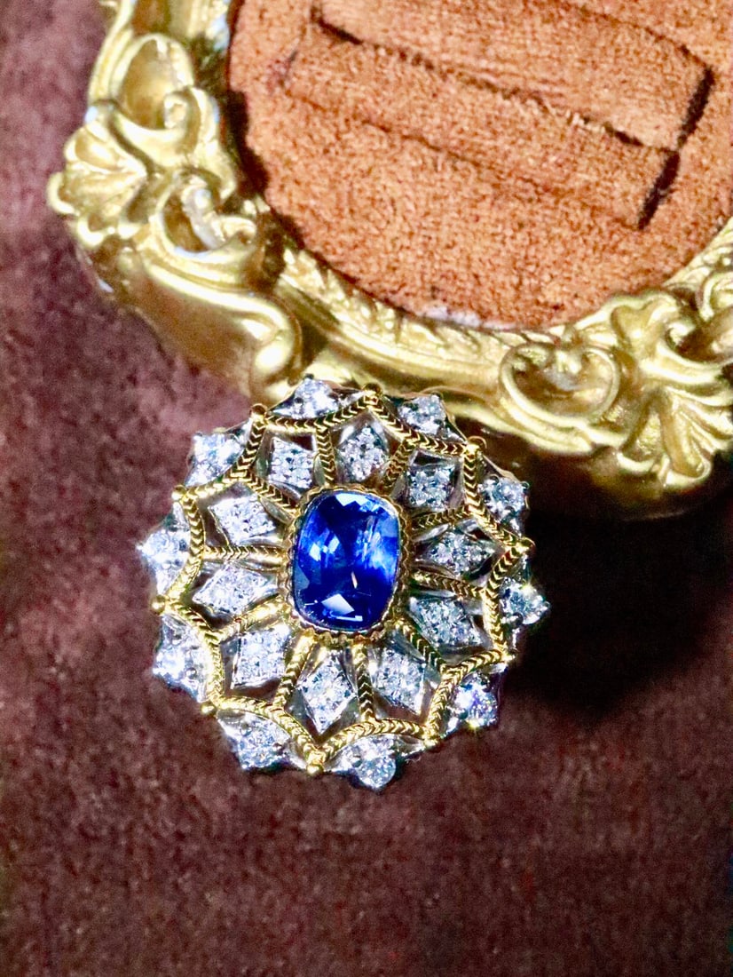 Platinum Sapphire Diamond Ring - 4