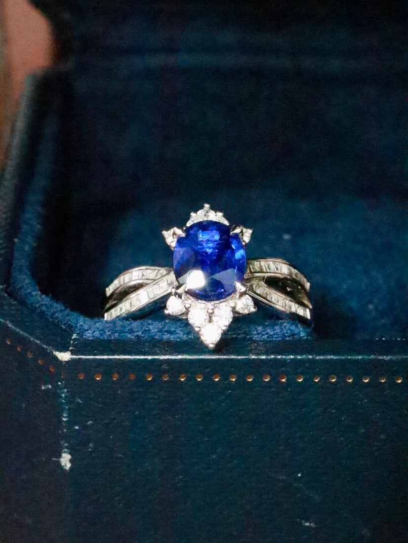 18K Gold Sapphire Ring - 4