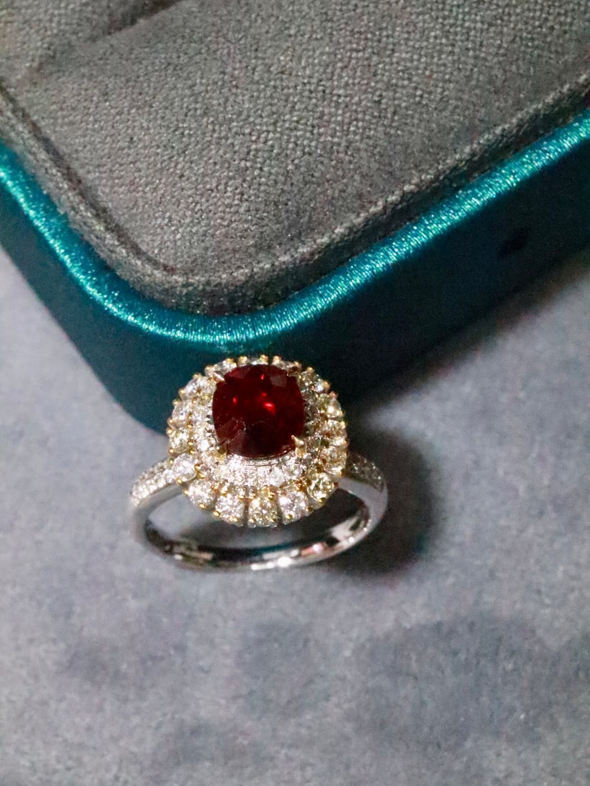 18K Gold Ruby Ring - 4