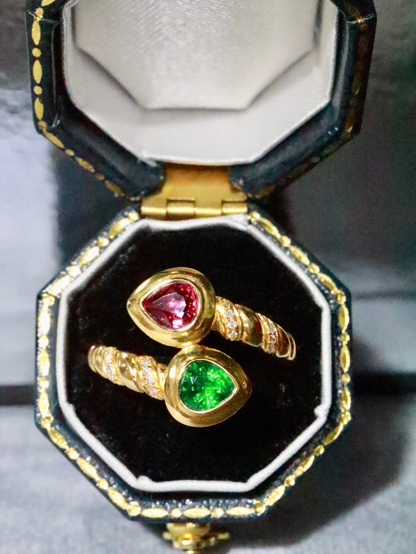 18K Gold Ruby and Tsavorite Ring - 4