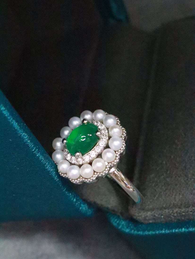 18K Gold Emerald Ring - 3