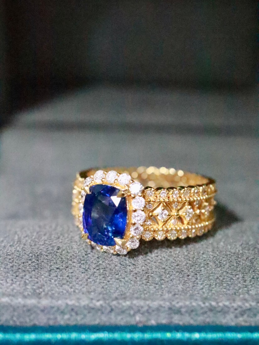 18K Gold Sapphire Ring - 2