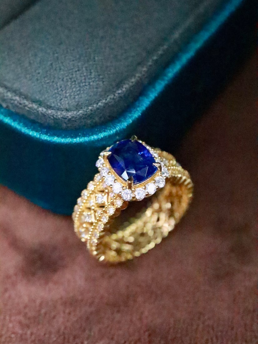 18K Gold Sapphire Ring - 4