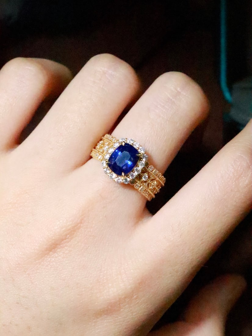 18K Gold Sapphire Ring - 5