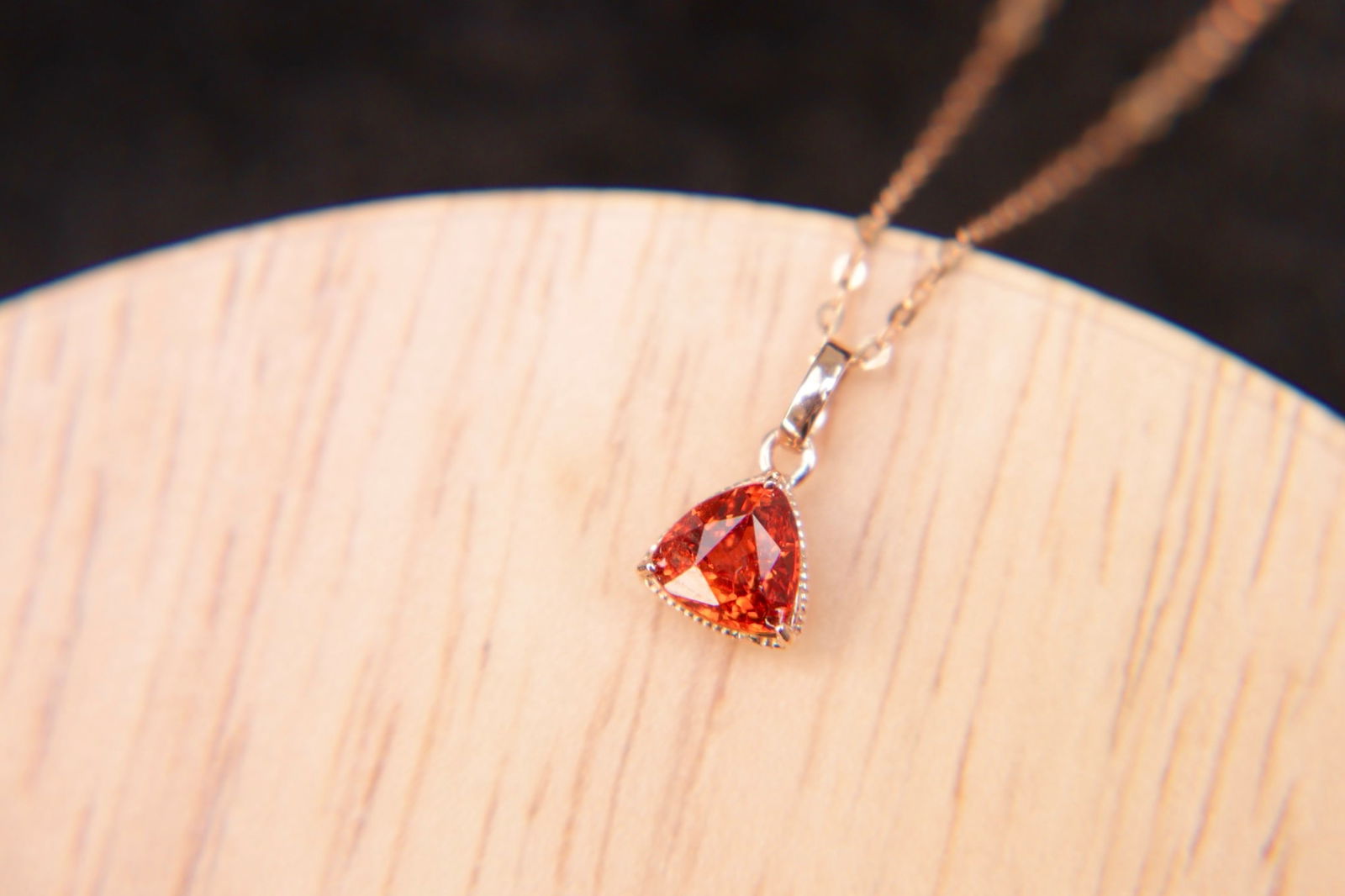 18K Gold Natural Fanta Stone Pendant: This 18K Gold Natural Fanta Stone Pendant is a stunning embodiment of elegance and sophistication. The vibrant hue of the natural Fanta stone, weighing 0.8 carats, radiates a unique charm that