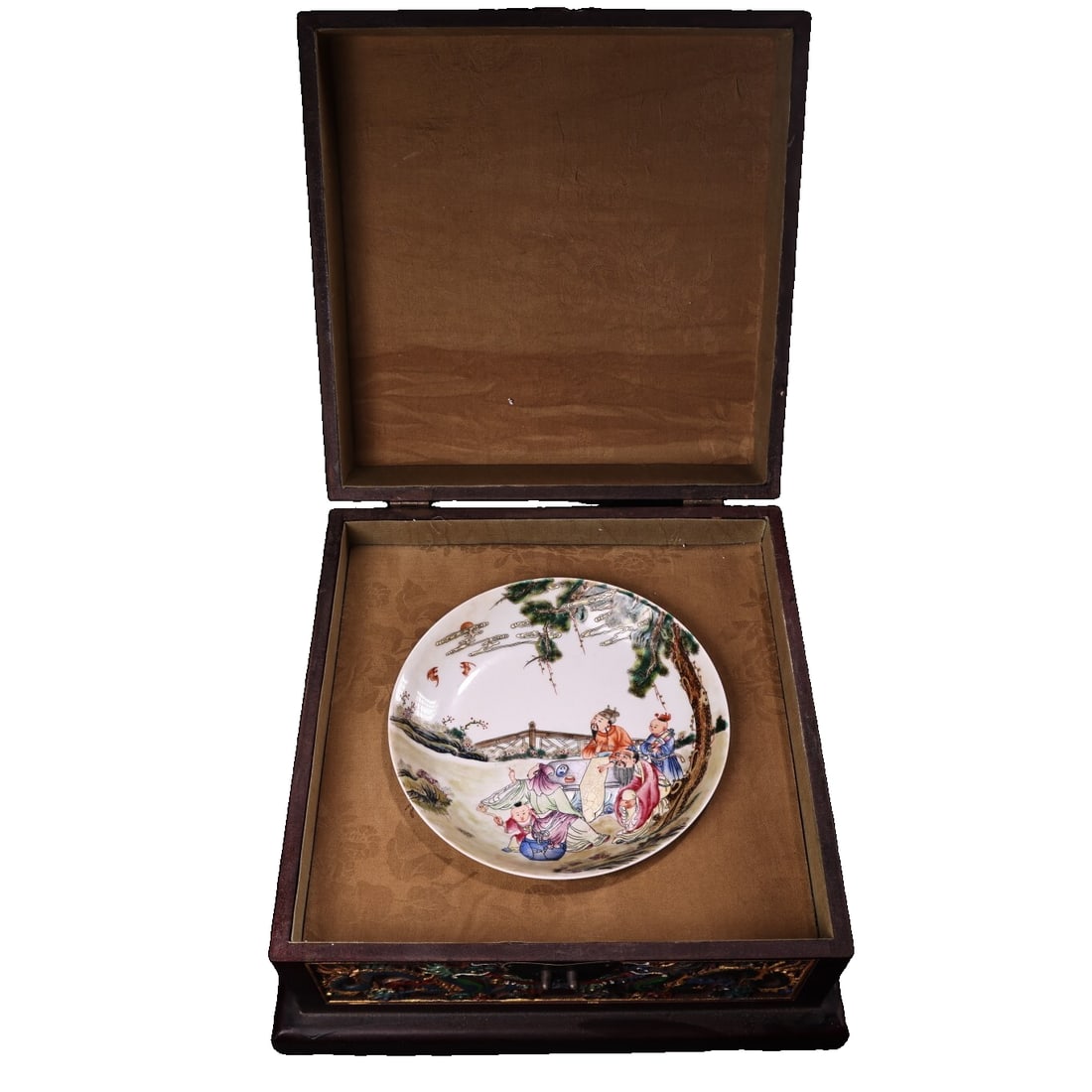 Qing Dynasty court pure handmade hand-painted famille rose porcelain plate (1 of 10)