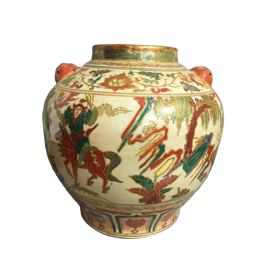 Colorful painted Guiguzi tiger head jar: This colorful gilt Guiguzi tiger-head jar has a round and plump body, with a harmonious proportion between the mouth, abdomen, and foot rim, presenting a dignified shape. The jar features rich and dis