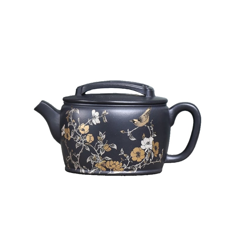 National Master of Arts and Crafts - Bao Yuhua - Purple Clay Teapot: National Master of Arts and Crafts, Bao YuhuaA vintage purple clay Longyao teapot from Factory One, 160cc, with a ball hole for water outflow inside.This teapot has a cylindrical body, with a generous