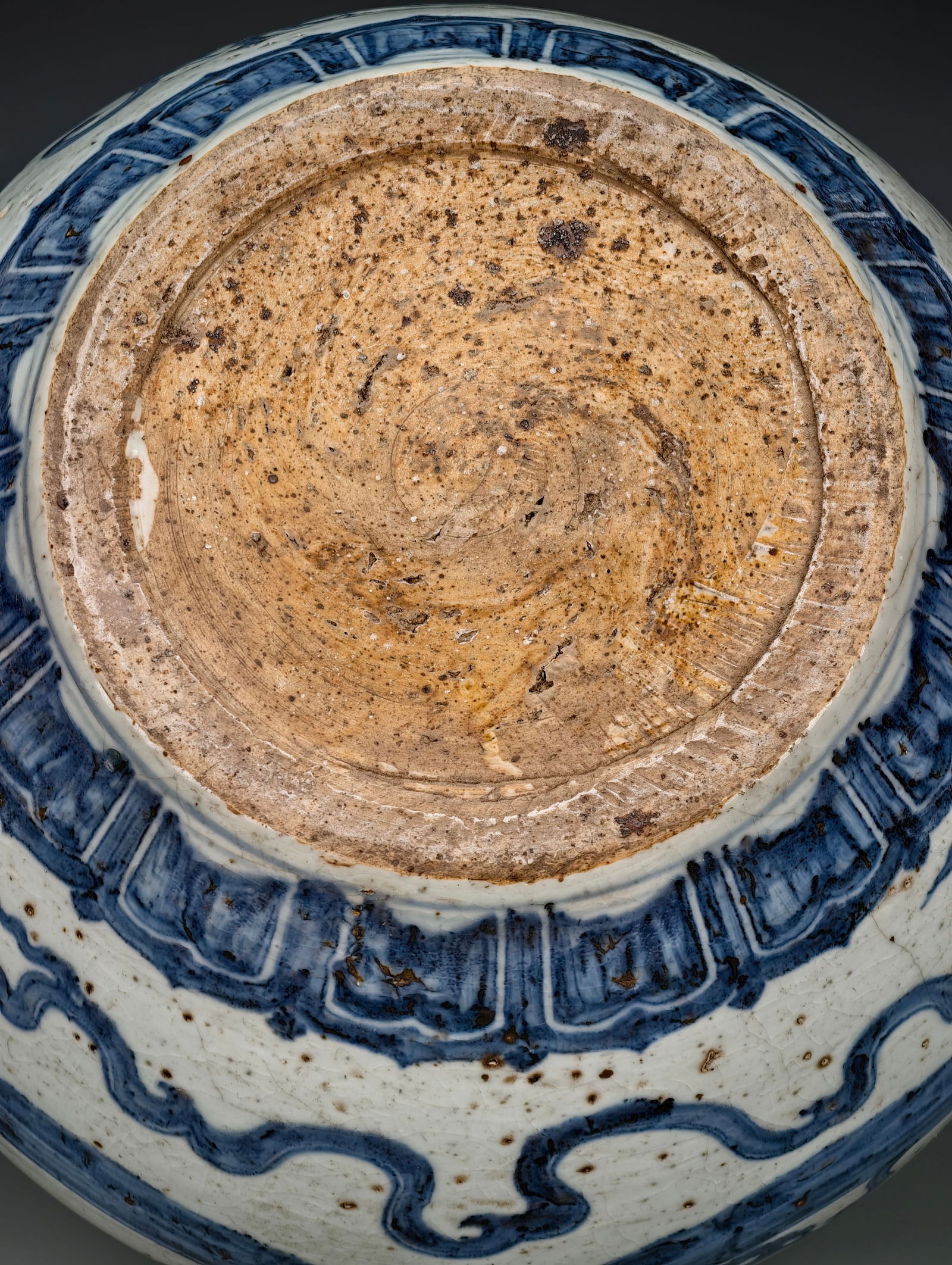 Ming Dynasty Xuande Period Covered Jar - 10