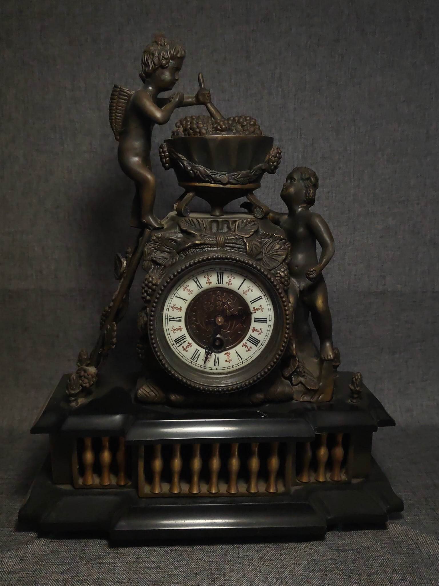 An old mechanical watch - 4