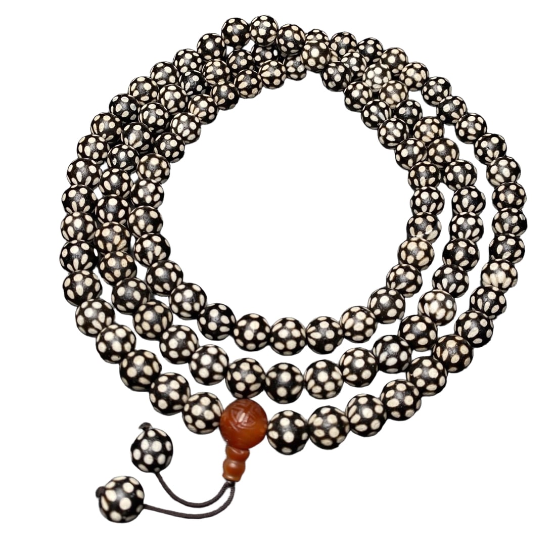 Starry Sky Bodhi Bead Necklace: Starry Sky Bodhi Bead NecklaceSize: 10mm x 108 beadsSymbolizing completeness, it means complete auspiciousness and endless joy, symbolizing harmony. It also symbolizes wealth, as Bodhi beads can