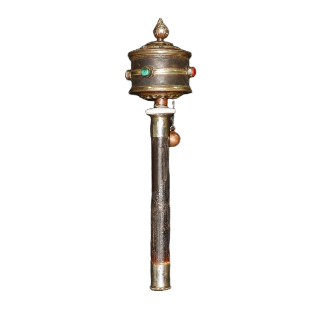 Copper green turquoise with ebony handle prayer wheel.: Copper green turquoise rosary with ebony handle, measuring 36 cm in length, 8.5 cm in width, and 8.5 cm in thickness, weighing around 470 grams.