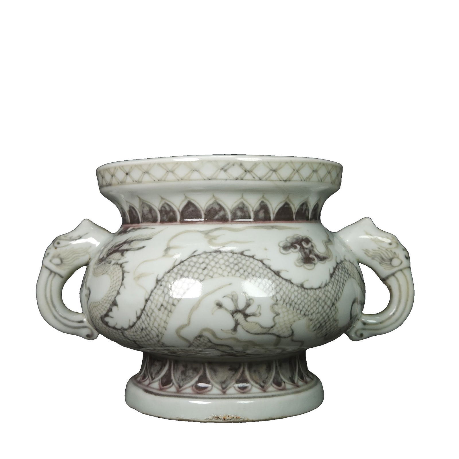 Ming Hongwu Dragon Pattern Double-Ear Incense Burner: This Ming Hongwu dragon-patterned censer with two ears stands 13 centimeters tall and has a diameter of 14 centimeters. The vessel has a dignified and generous shape, with a bulging abdomen and a stab