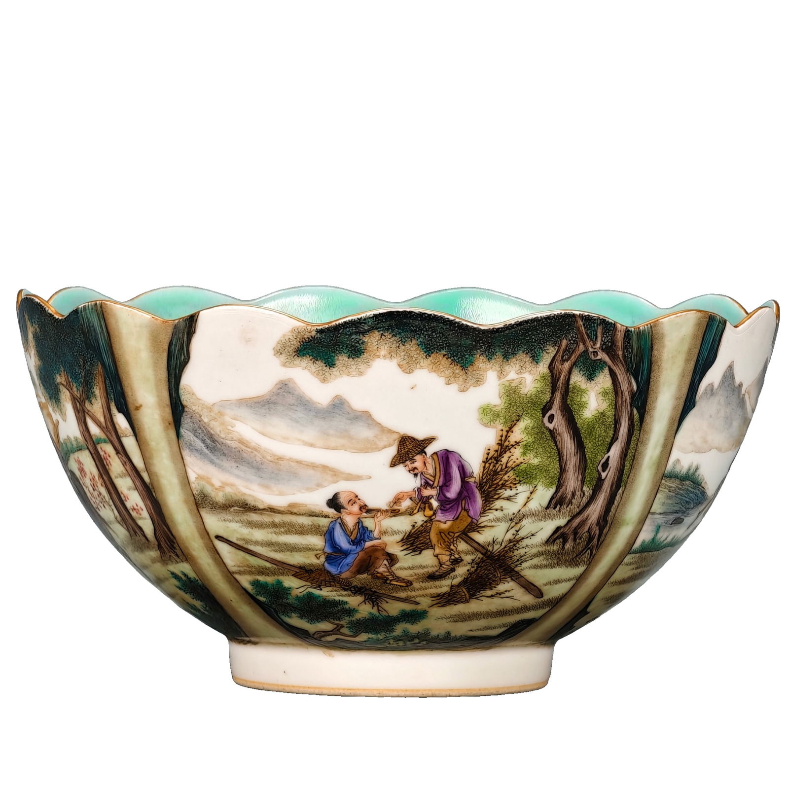 Qianlong period, Qing Dynasty, famille rose figure bowl with petal-shaped mouth. (1 of 10)