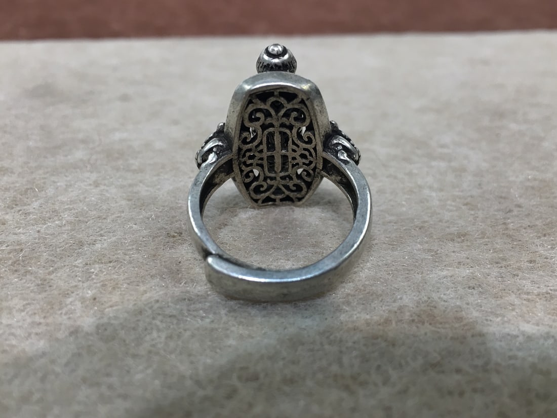 Tibetan-style rotating ring - 5