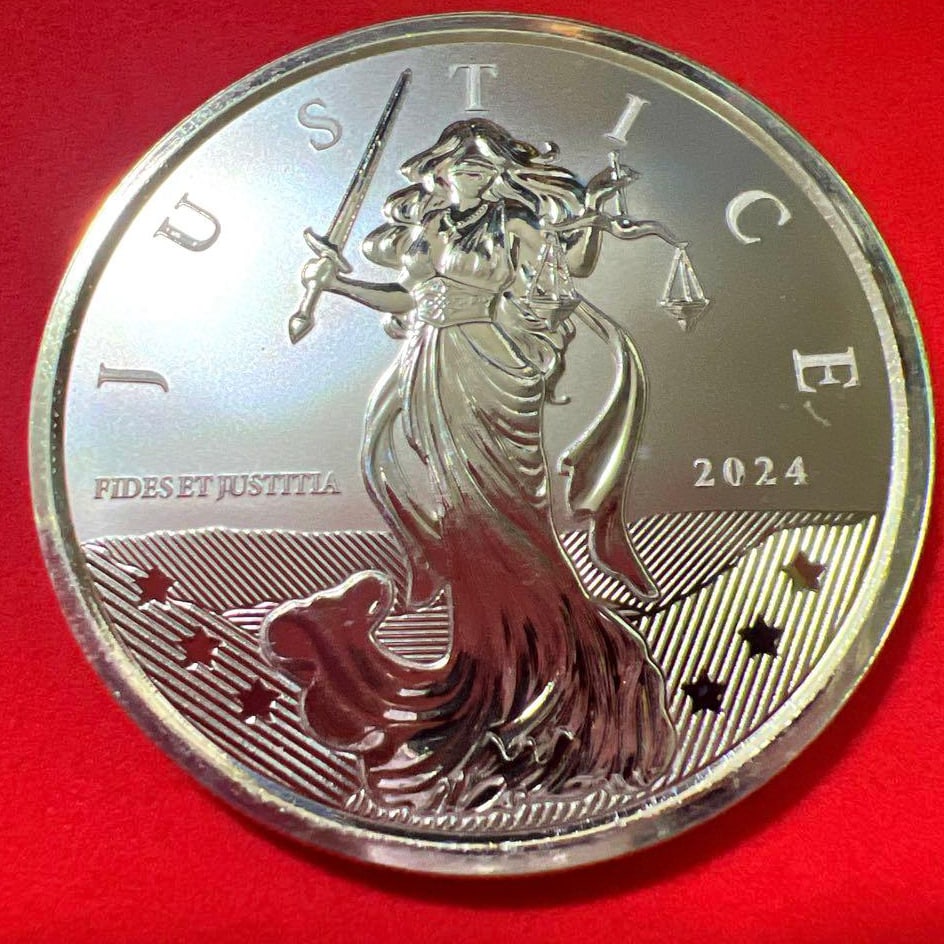 Silver coin "Goddess of Justice", 1 ounce of pure silver, purity of 99.9%, to be issued in 2024.: The 1 pound silver coin issued in 2024 by Gibraltar features the image of the Goddess of Justice on the obverse side.This is a beautifully designed silver coin that is popular worldwide.Design: Goddes