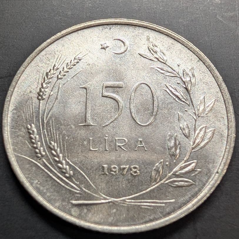 Republic of Turkey 150 Lira silver coin, Food and Agriculture Organization of the United Nations: This is a silver coin with a face value of 150 lira issued in the Republic of Turkey in 1978, commemorating the Food and Agriculture Organization (FAO) of the United Nations.The obverse of the coin