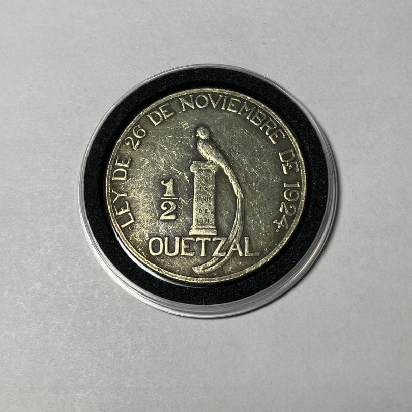 In 1925, a half Guilder coin.: In 1925, a half Guilder coin.