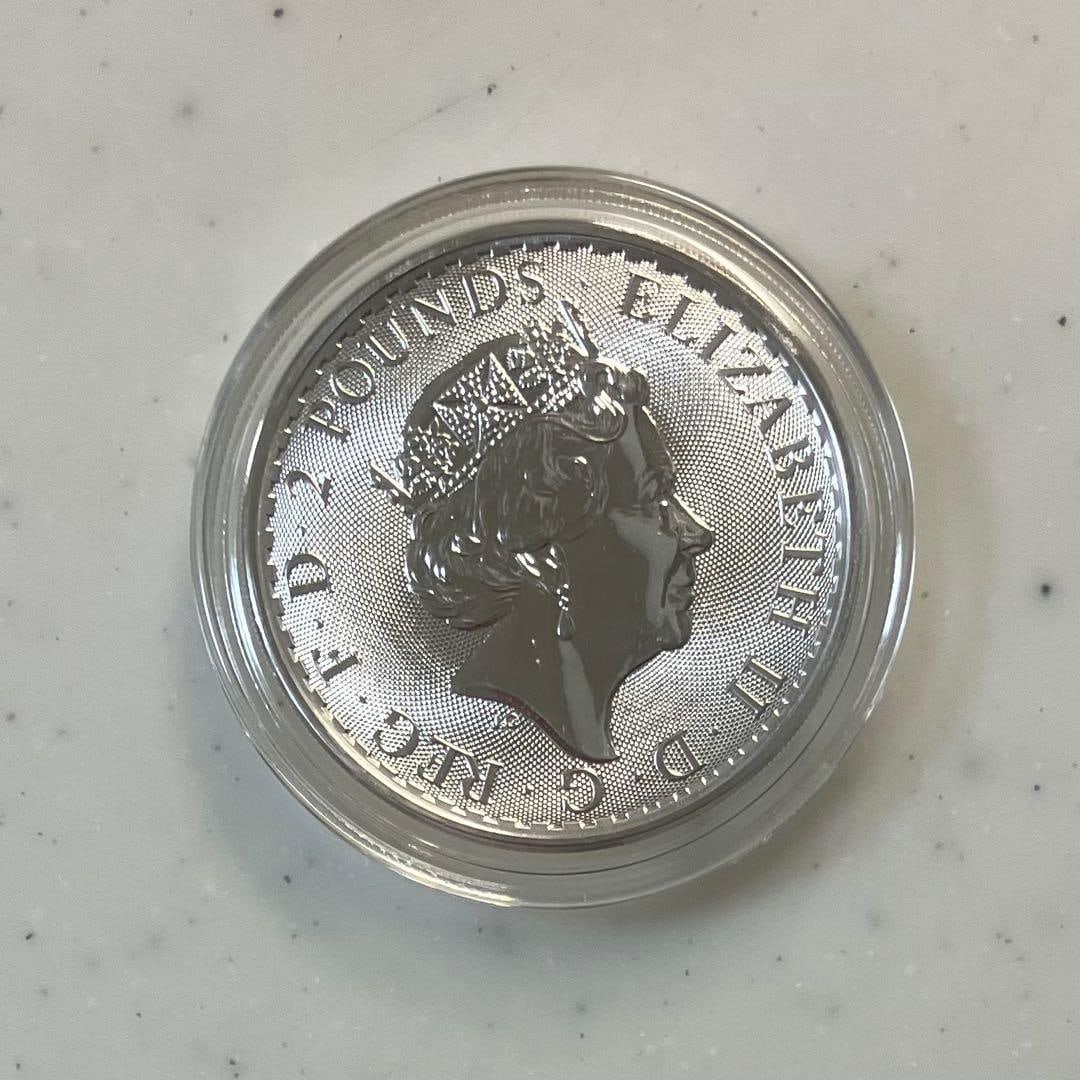 2021 Queen Elizabeth II 1 ounce silver coin from the UK - 2