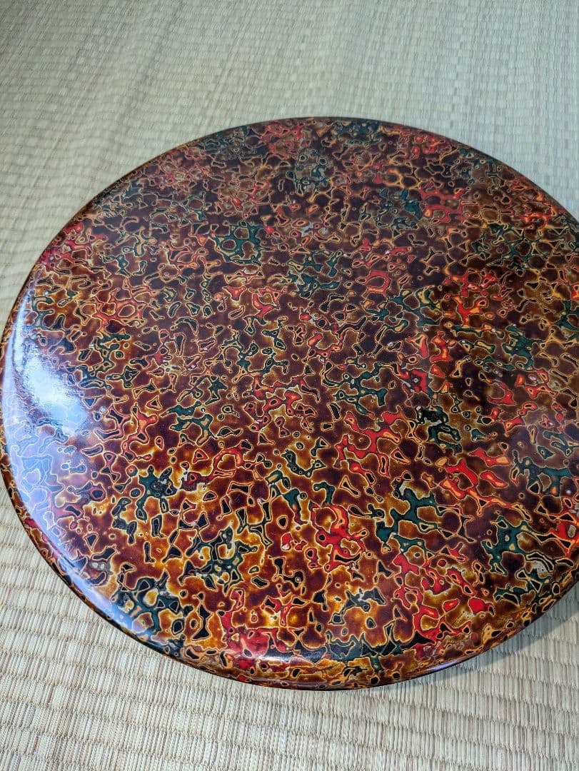 Lacquerware containers and plates - 2