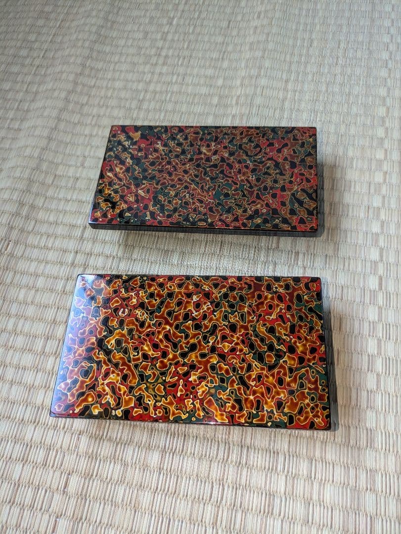 Lacquerware containers and plates - 7