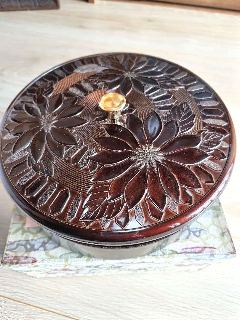 Showa Double-Layer Lacquer Appetizer Set (Candy Container) - 3