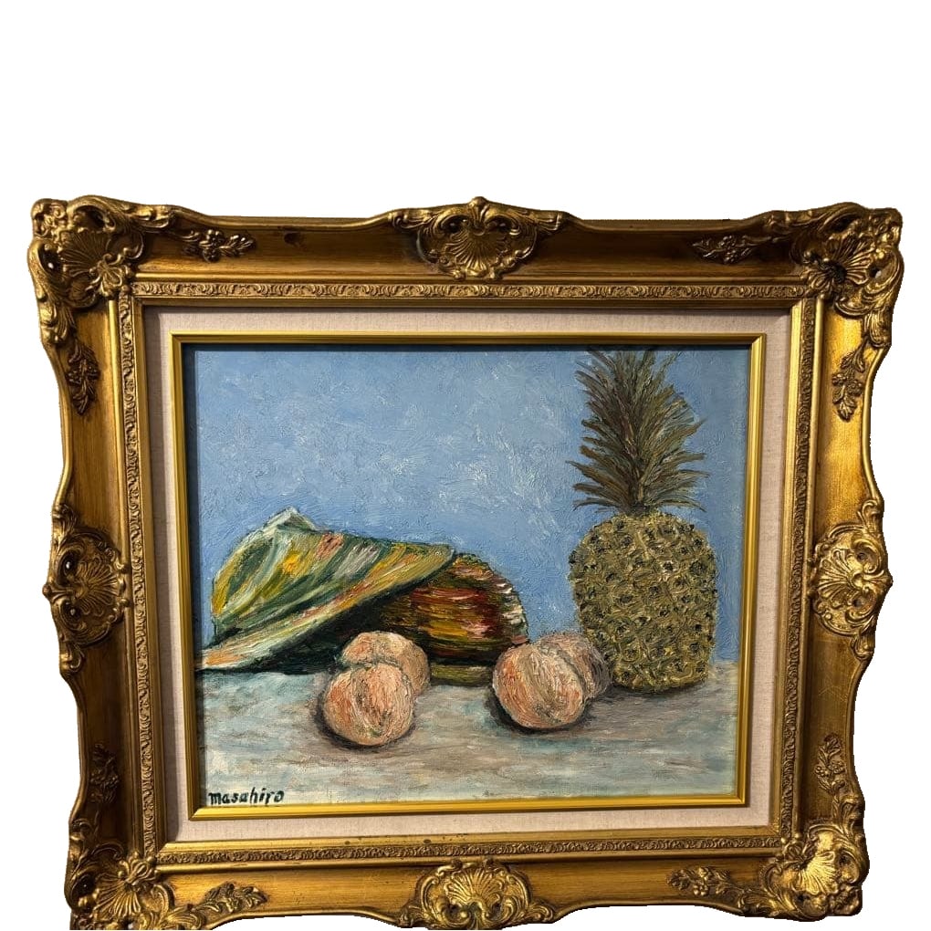 Masahiro (original work) - Still Life Oil Painting: The picture depicts a straw hat, a pineapple, and a peach.Artist name: Masahiro (original work)Theme: Fruits and Straw Hat - PeachTechnique: Oil painting
