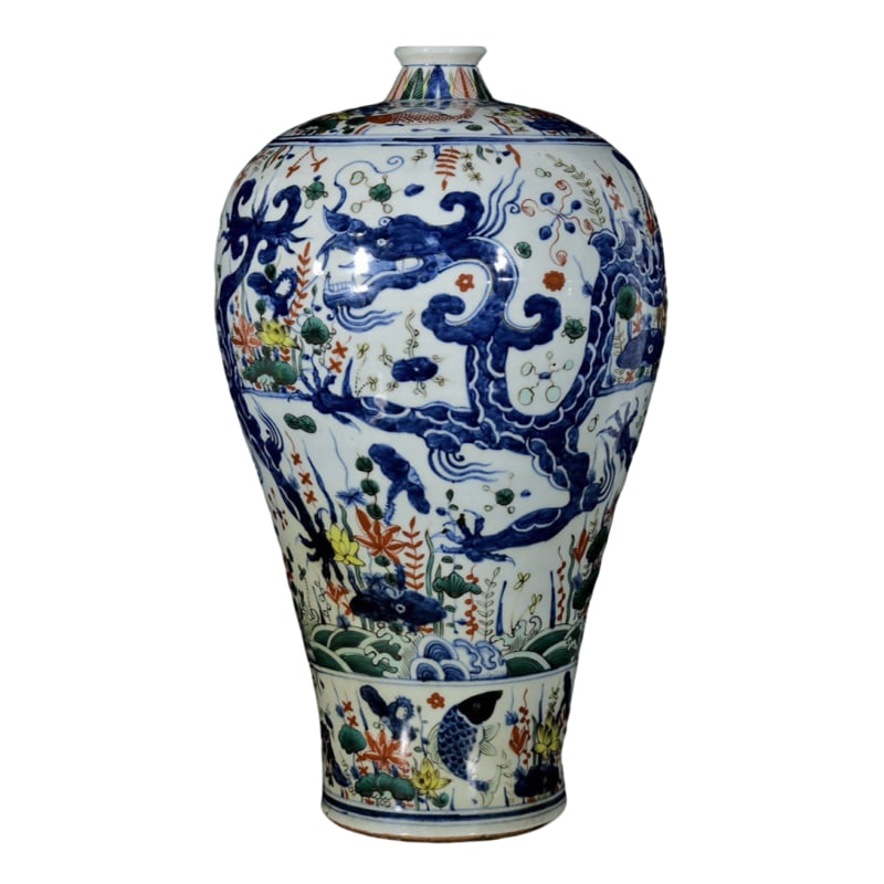 Ming Jiajing doucai dragon and phoenix plum vase (1 of 10)