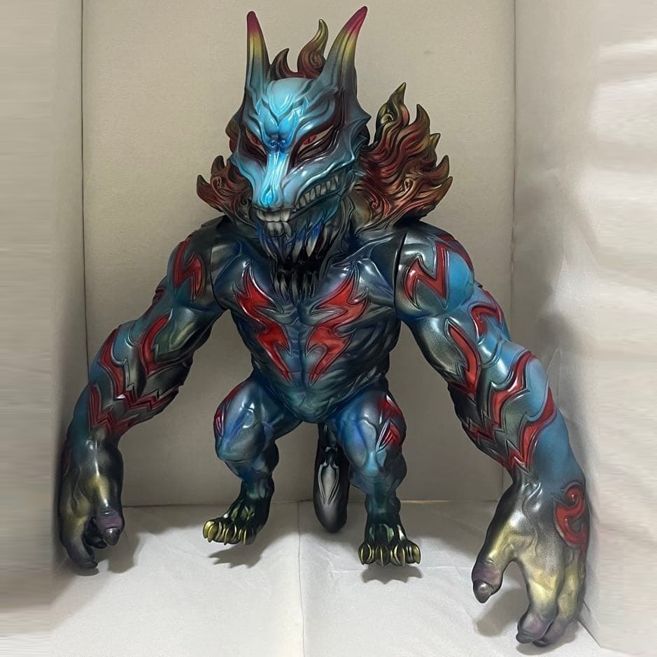 Amano Yoshitaka Gallery by Amplifier VALCANO (1 of 6)