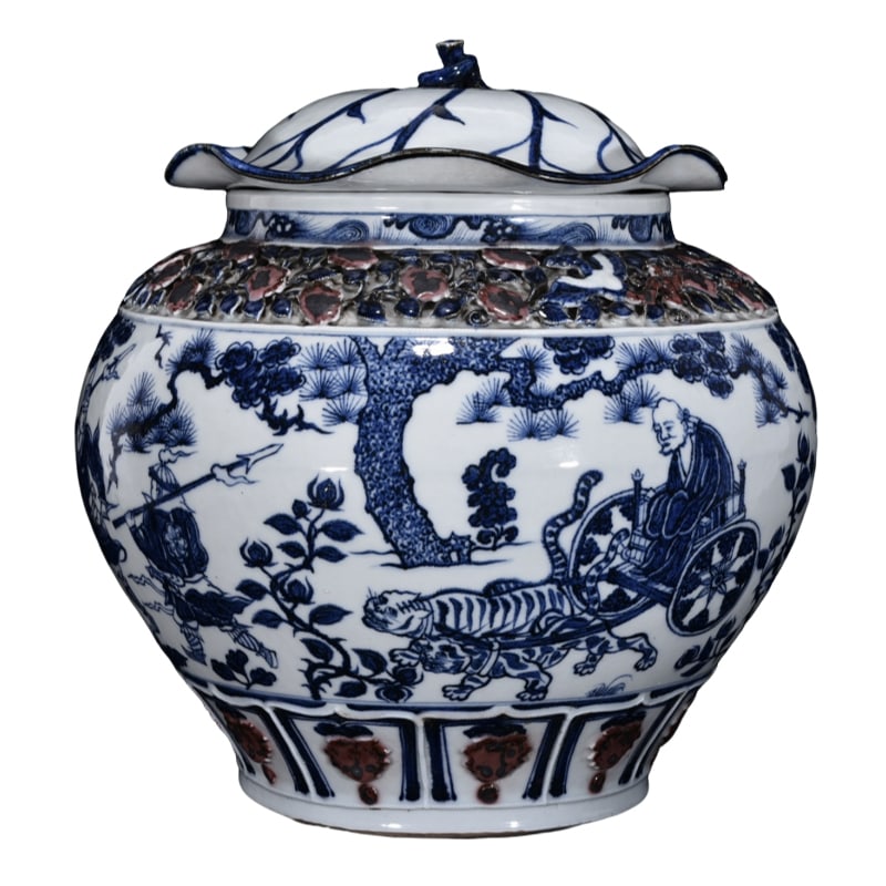 Blue and white porcelain jar with red Guiguzi figure and lotus leaf lid.: This Yuan Dynasty blue and white jar with red underglaze decoration features a height of 33 centimeters and a diameter of 32 centimeters. The jar has a stable and plump shape, with a lotus leaf-shaped