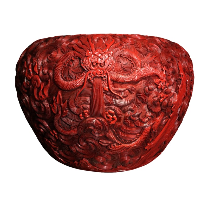 Red lacquerware vase ornament (1 of 10)