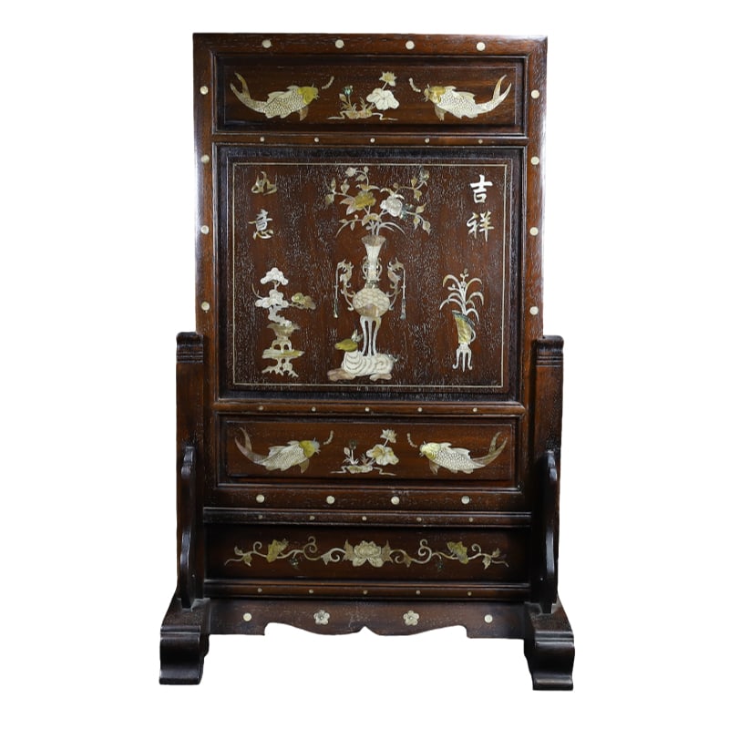 Old Tibetan rosewood inlaid with shell auspicious screen ornament: Antique Tibetan rosewood screen ornament inlaid with seashells, measuring 50 cm in length, 30 cm in width, and 78.5 cm in height, symbolizing good fortune and blessings.