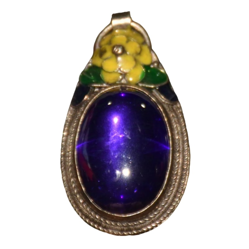 CloisonnE inlaid gemstone pendant: Copper-based handcrafted cloisonnE pendant with inlaid zircon gemstones. Approximately 6 cm in length, 3 cm in width, 1 cm in thickness, and weighs around 31 grams.