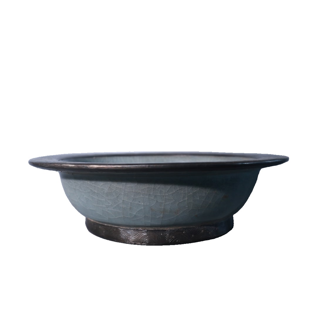 Song Dynasty ice-crack pattern silver-inlaid flower-patterned brush washer (1 of 10)