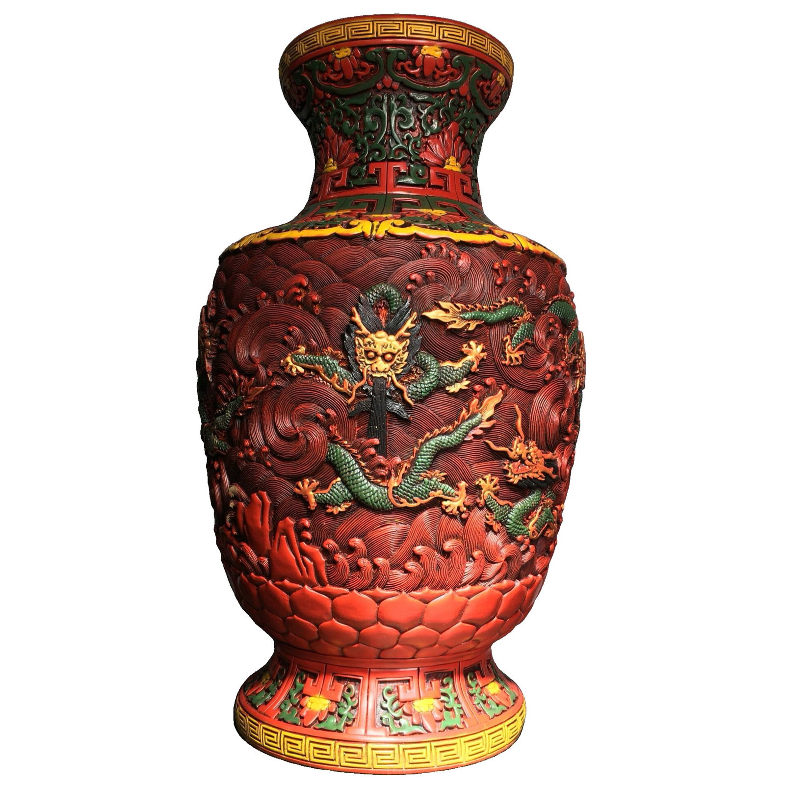 Painted lacquerware vase ornament: Hand-painted lacquerware vase ornament, 48 cm tall, 26 cm wide, with a diameter of 18 cm, weighing 4560 grams.