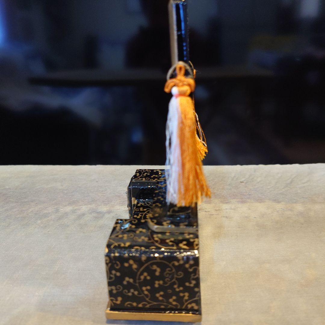 Dressing Table Ornament - 2