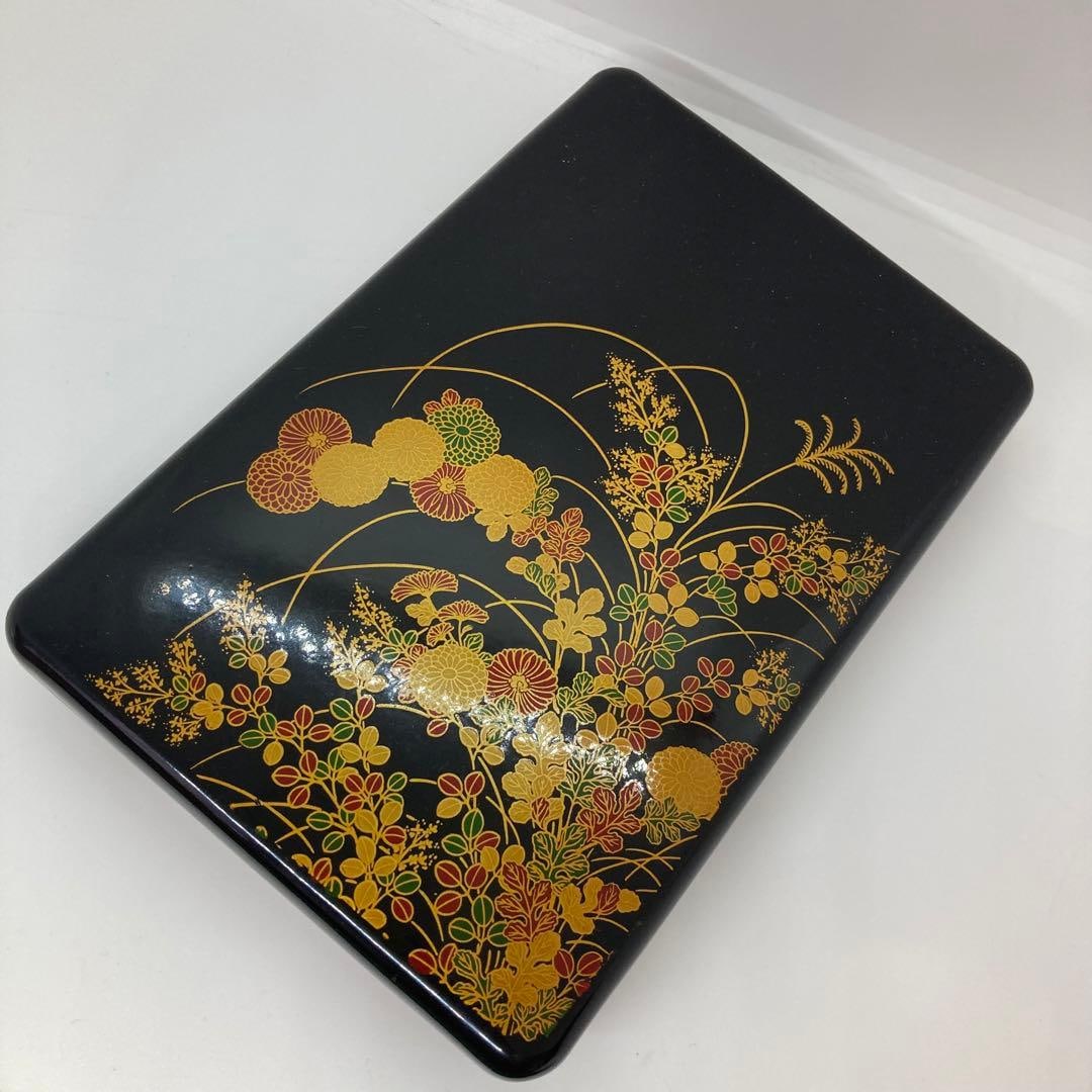 Lacquerware, gold maki-e design, chrysanthemum, hagi tail reed, boxed. (1 of 8)