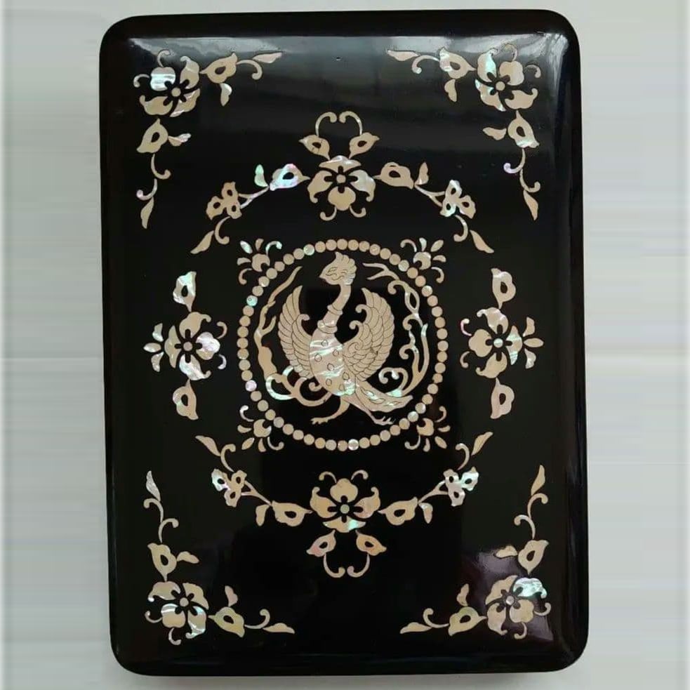 Nara lacquerware, Zhengcao-in motif, inkstone box inlaid with mother-of-pearl.: Nara Lacquerware, ShOsOin Style, Mother-of-Pearl Inlaid Inkstone Box, Phoenix Motif. Design: Mother-of-Pearl Inlaid ShOsOin Pattern Material: Lacquerware Dimensions Height: 24.5 cm Width: 18 cm Height