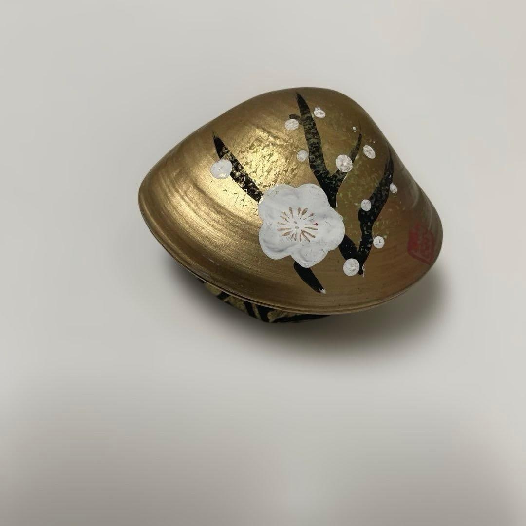 Shell Matching Game, Clam-Shaped Incense Box (1 of 5)