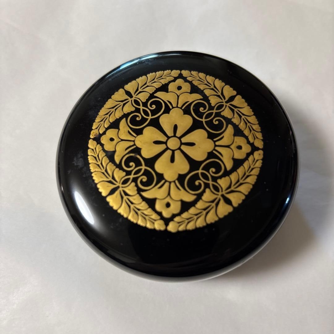 Lacquer Incense Burner (1 of 5)