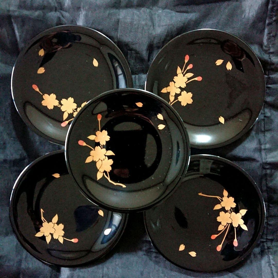 Lacquerware Single Dining Plate with Cherry Blossom Design, Small Dish, Maki-e (Gold Lacquer) (1 of 18)