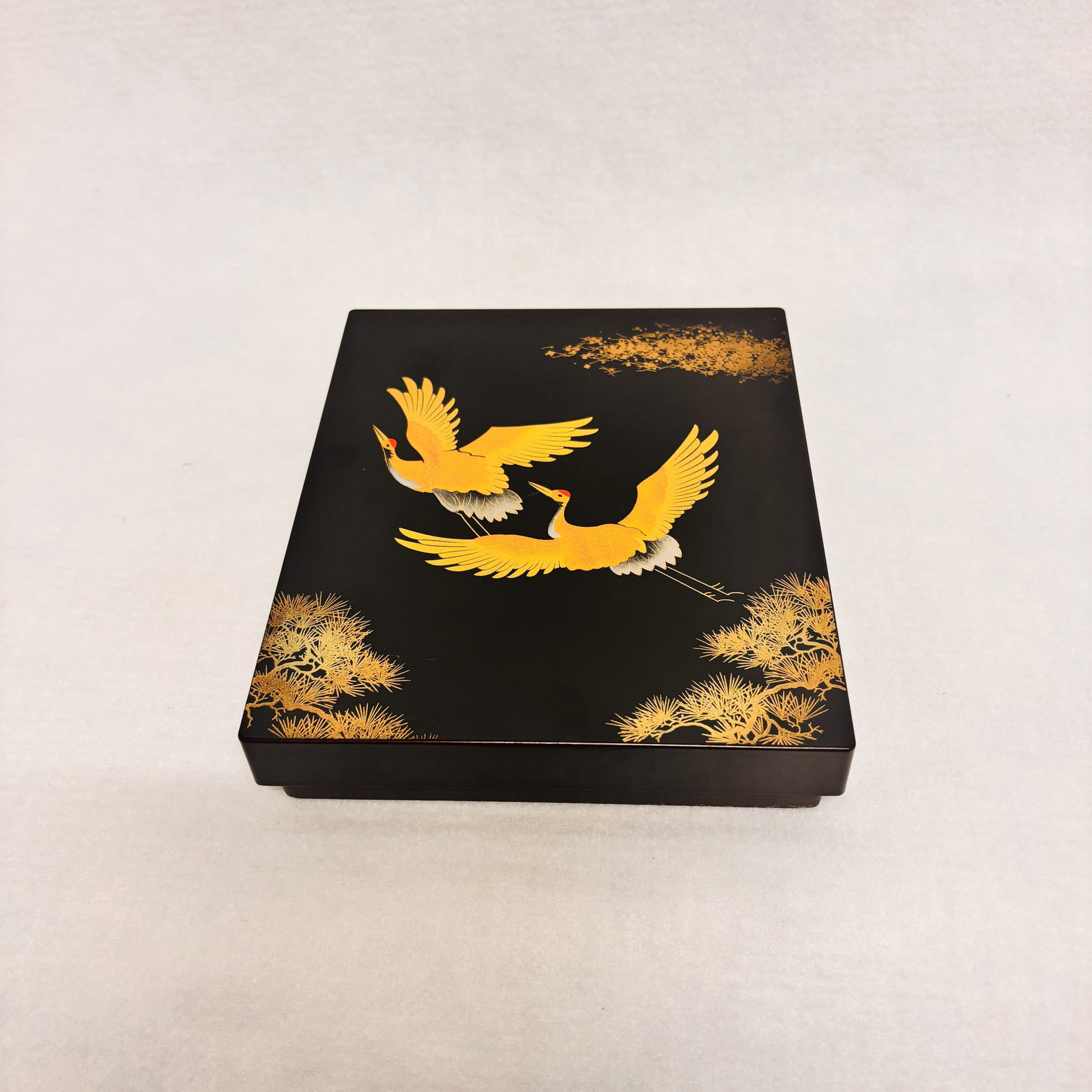 lacquer box - 2
