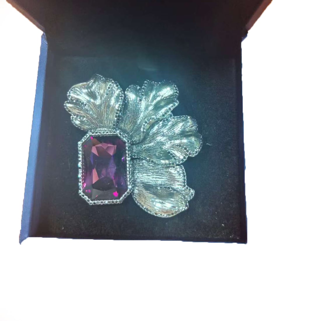 Designer brooches (1 of 6)