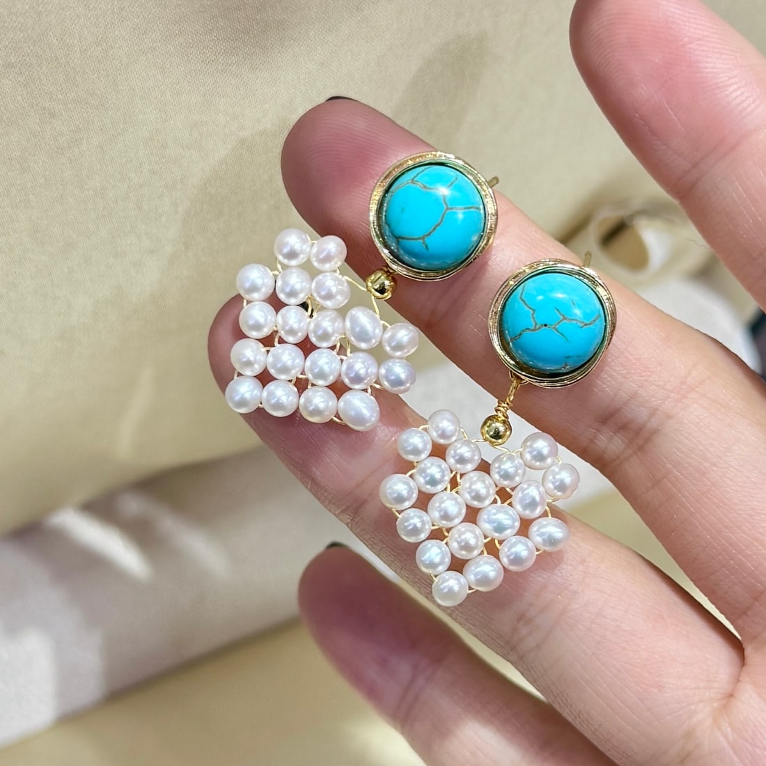 Turquoise Pearl Earrings: This pair of earrings is a testament to elegance and craftsmanship, featuring exquisite turquoise hearts paired with 3-4mm high-quality natural freshwater pearls. The design is exclusive and original,
