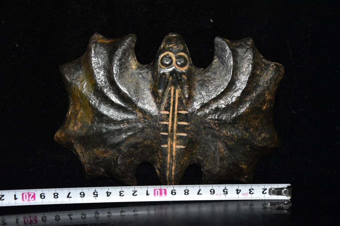 Old Jade Bat - 8