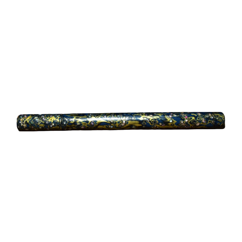 Wooden body, large lacquer inlaid with mother-of-pearl incense tube. (1 of 10)